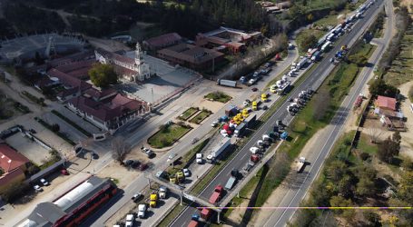 Paro de camioneros: Abren investigación contra el intendente de Valparaíso