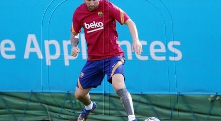Messi y Coutinho superan los test y entrenan con el grupo en el Barça