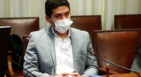 Salario mínimo: Santana advierte que no aprobará “miserias” en medio de crisis