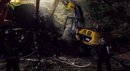 Incendian dos retroexcavadoras en el sector El Olivar en Viña del Mar