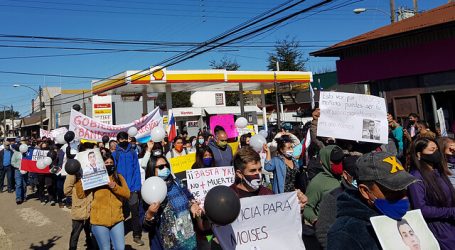 Masiva marcha por joven de 21 años baleado hace una semana en Cañete
