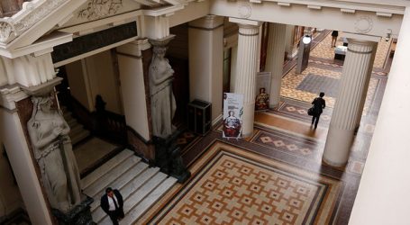 Adelita Ravanales jura como nueva ministra de la Corte Suprema