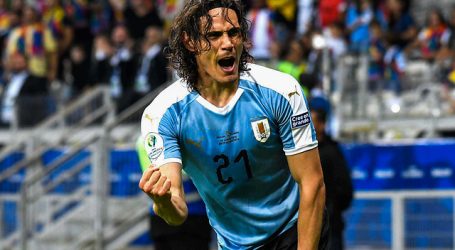 Manchester United confirma el fichaje del goleador uruguayo Edinson Cavani
