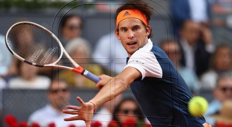 Tenis: Thiem avanzó con comodidad a octavos de final en Roland Garros