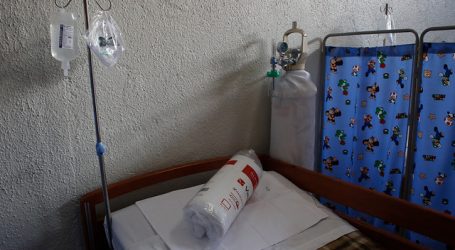 Mantienen fallo que condenó a laboratorio por colusión de suero fisiológico