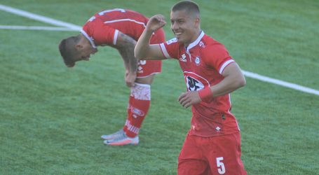 Universidad de Chile se refirió a denuncia de VIF contra Esteban Valencia