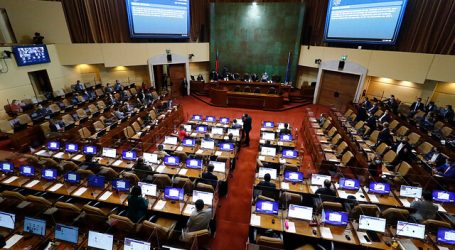 Despachan proyecto que permite votar con cédula de identidad vencida