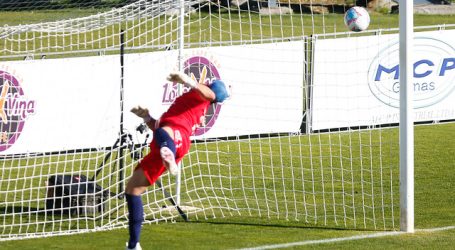 Everton y Santiago Wanderers firman un entretenido empate en el clásico porteño