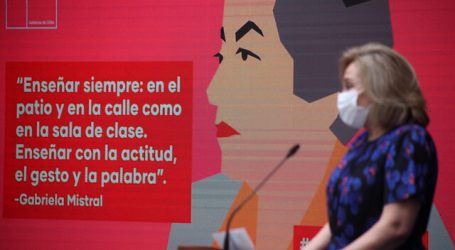 Gobierno entrega medalla Gabriela Mistral a profesores destacados en pandemia