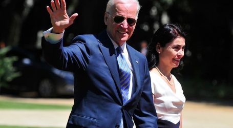 Biden y su mujer dan negativo para coronavirus tras someterse al test
