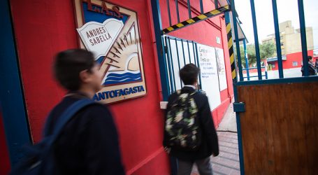 Región de Antofagasta: Alcaldes descartan volver a clases presenciales este año