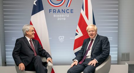 COVID-19: Boris Johnson dice sentirse “genial” en su primer día de aislamiento