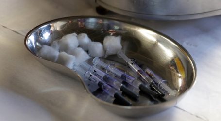 Inspectoras del ISP viajan a China a fiscalizar fabricación de vacuna de Sinovac