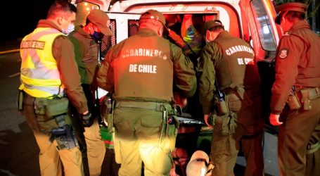 Un carabinero y una civil heridos tras balacera en el centro de Santiago
