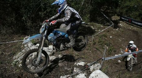 Ruy Barbosa se acerca al título en la Junior 1 en Mundial de Moto Enduro FIM