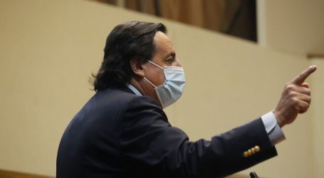 Defensa de ministro Víctor Pérez: “Esta acusación desprecia a la política”