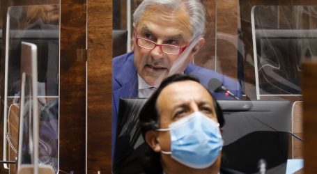 Senado rechazó acusación constitucional contra exministro Víctor Pérez