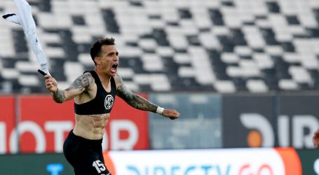 Colo Colo salió del fondo con agónica victoria sobre Audax Italiano