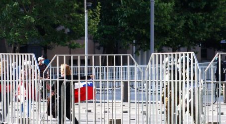 Tres estaciones del Metro cerradas por manifestaciones en el exterior