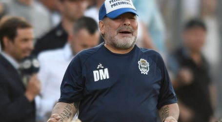 El Papa reza por Maradona y recuerda “con cariño” sus últimos encuentros