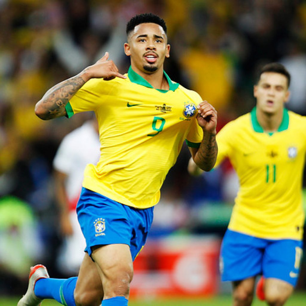 Gabriel Jesús y Kyle Walker dan positivo por coronavirus en el Manchester City