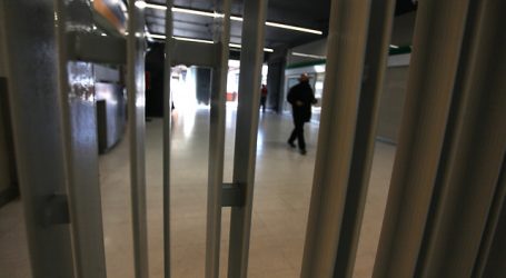 Cierran estaciones de la línea 5 del Metro por disturbios