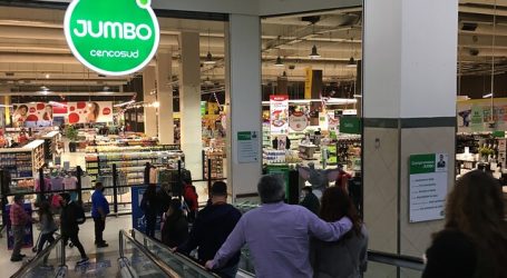 Sernac demandó a Cencosud por colusión en la venta de pollos