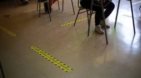 Las aulas cerradas por la pandemia de COVID-19 aumentaron en casi 90 millones