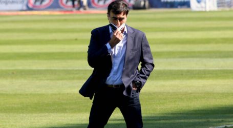 Gustavo Quinteros: “Nos hacen goles tontos. Eso debemos mejorar”