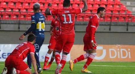 Unión La Calera goleó a Everton y alcanza a Universidad Católica en la cima