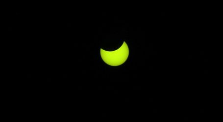 Eclipse total de sol comienza a observarse desde el territorio nacional