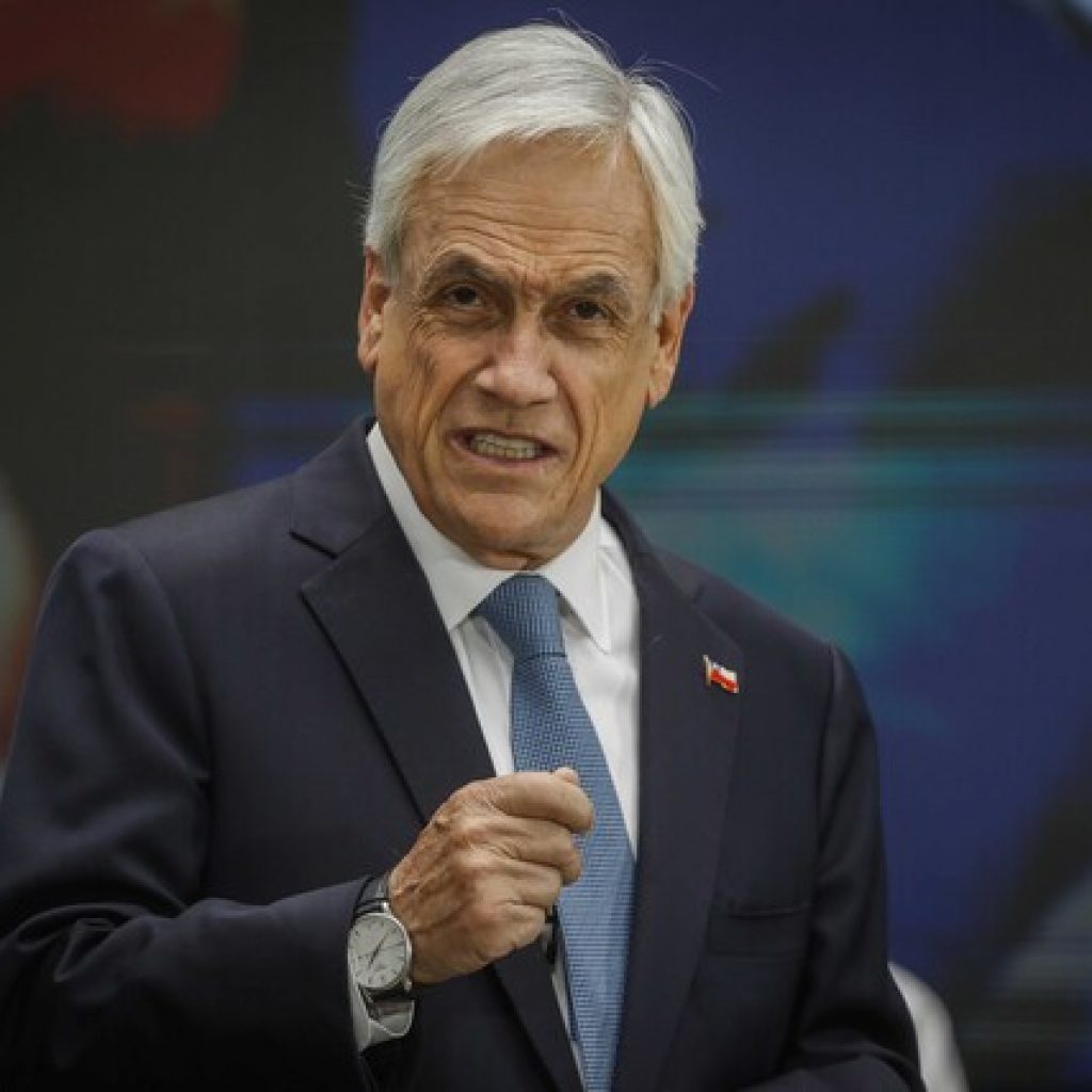 Presidente Piñera visitó centro de almacenamiento y distribución de vacunas