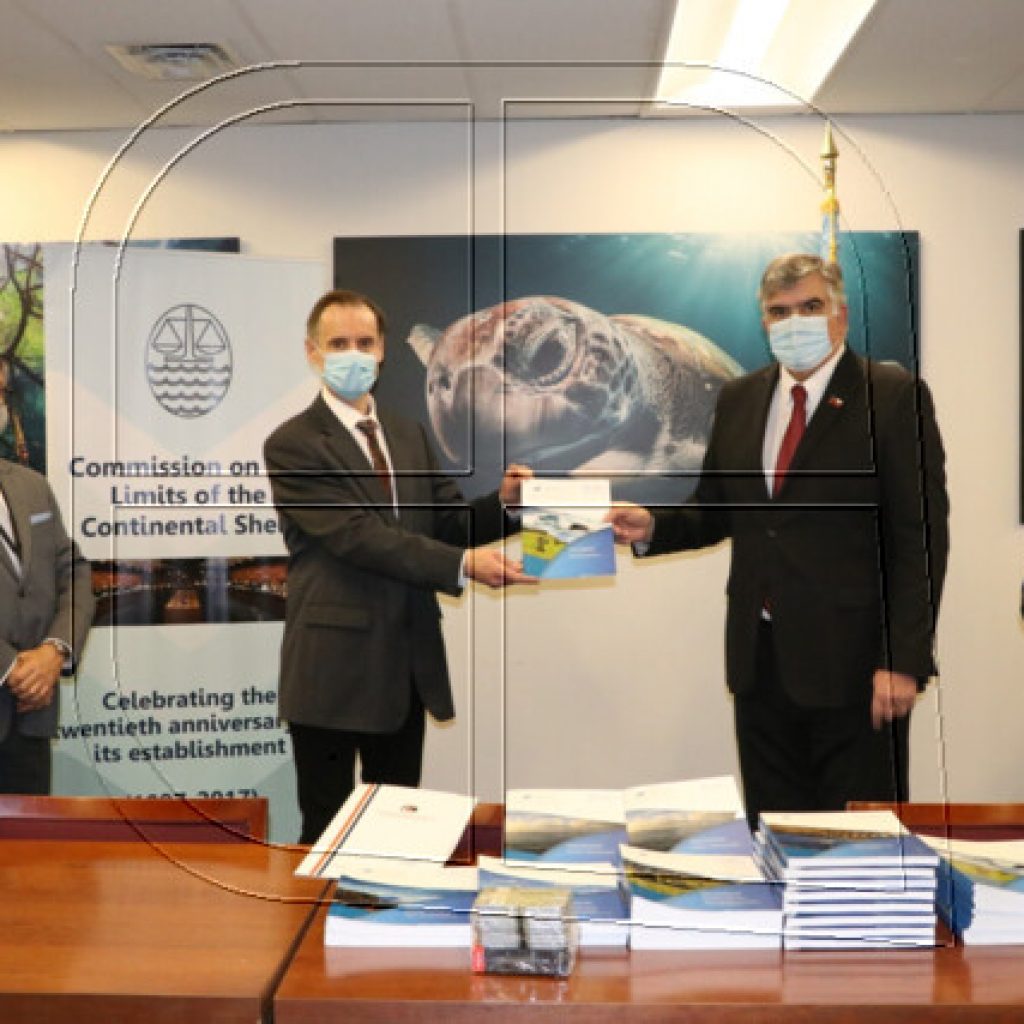 Chile presenta ante la ONU la plataforma continental extendida de Isla de Pascua