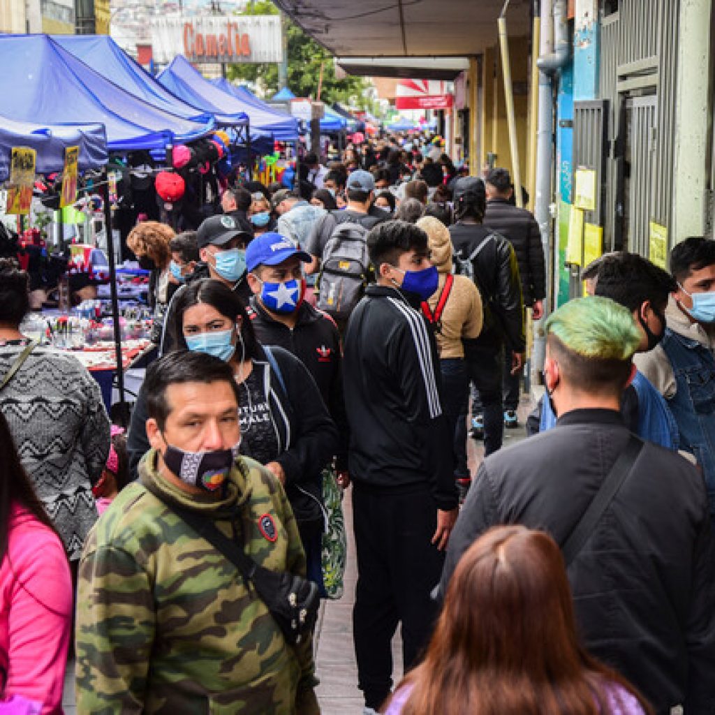 Proyectan despidos de cerca de 30 mil empleados a honorarios en sector público