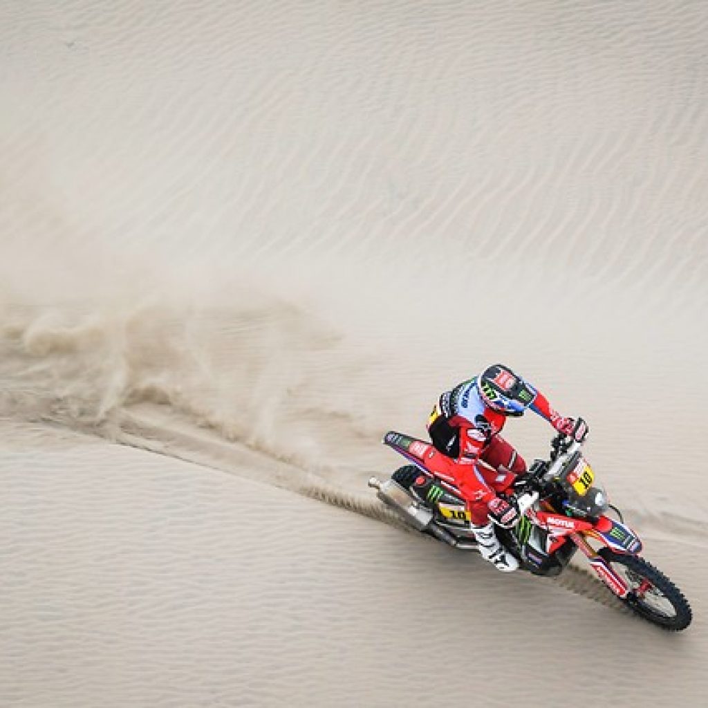 Dakar: Quintanilla y Cornejo mejoraron en la Etapa 4 y son top ten en la general