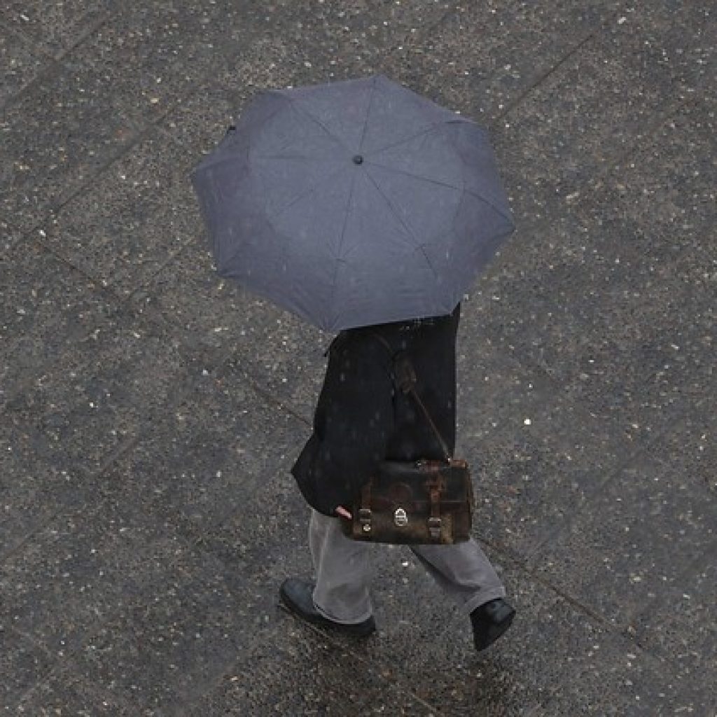 Alertan de posibles tormentas eléctricas desde Coquimbo a Los Lagos