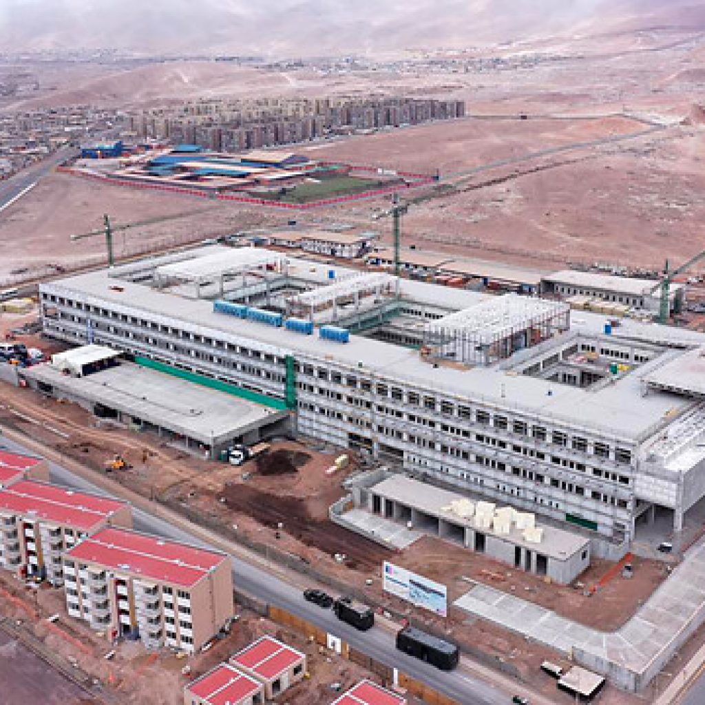 Medio inglés cita a Chile como ejemplo de inversión en infraestructura