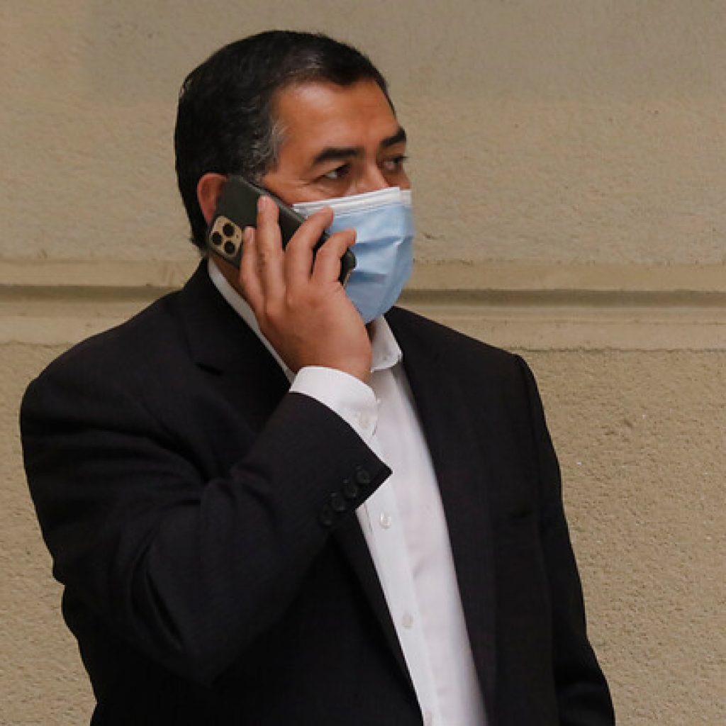 Buscan permitir derecho a sufragio de los chilenos en el exterior en la CC