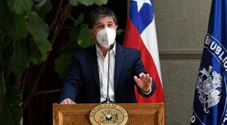 Diputados PS califican de “abusiva” propuesta de las AFPs