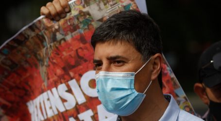 Díaz llama al Gobierno a no obligar uso de uniformes escolares por pandemia