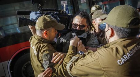 9 detenidos dejó protesta de la ACES en el frontis del Mineduc