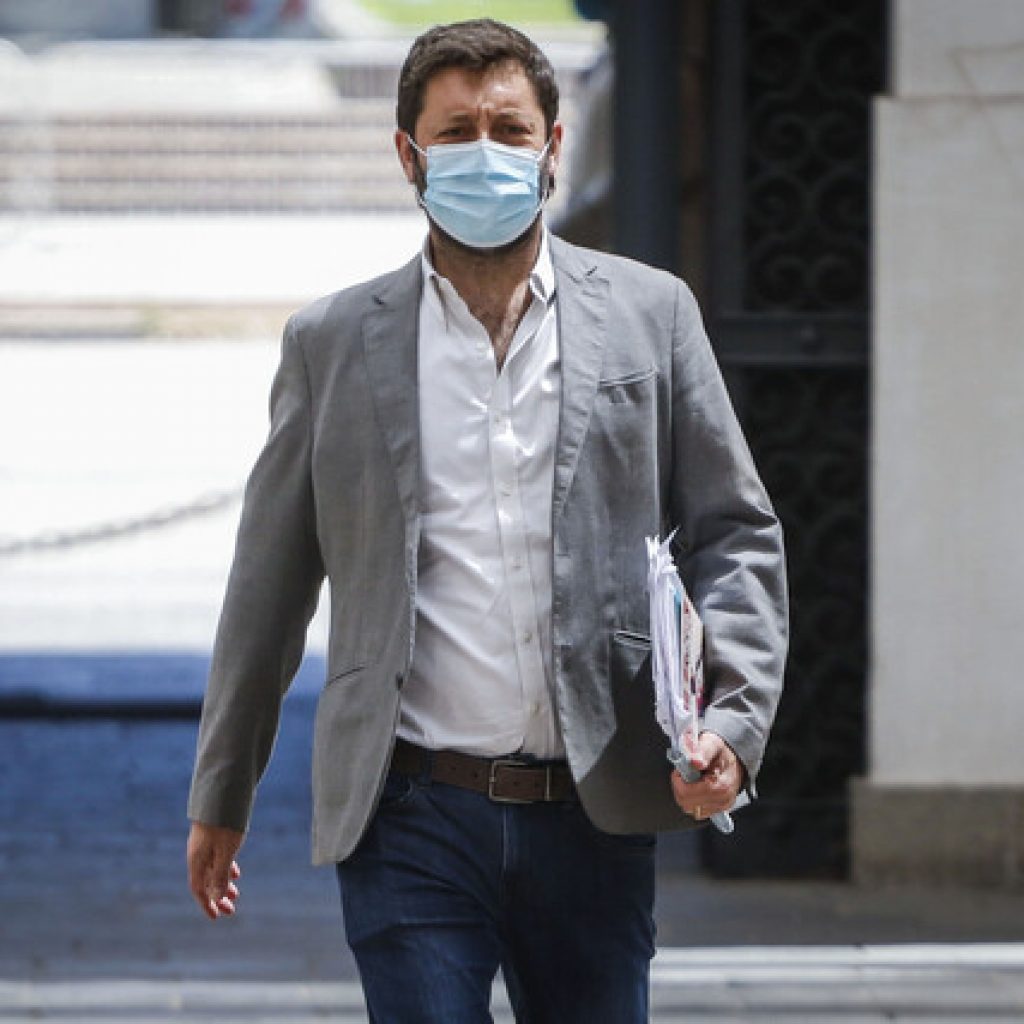 Diputado Coloma y caso Luminarias: "Se debe aclarar todo"