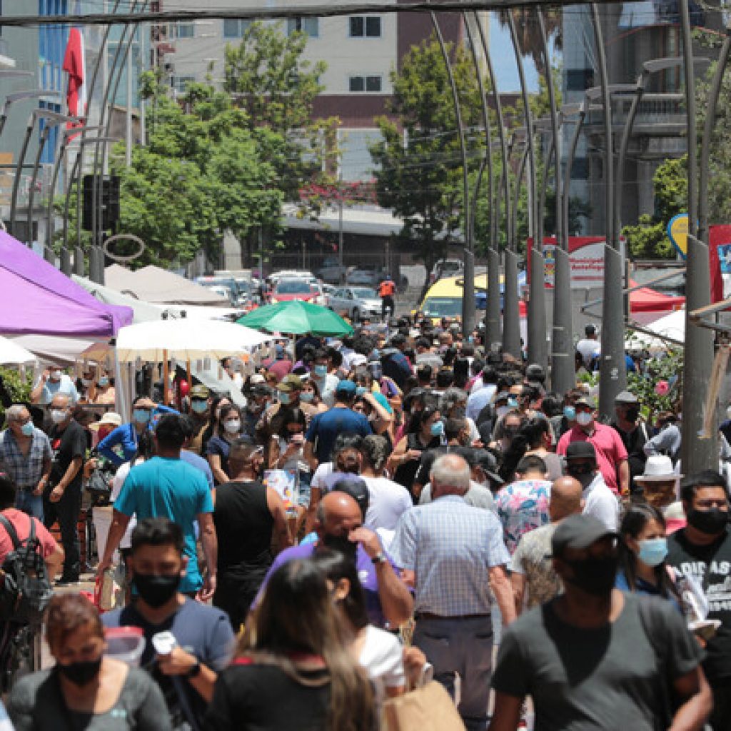 Plan “Paso a Paso”: Tres comunas retroceden a Cuarentena a partir del sábado