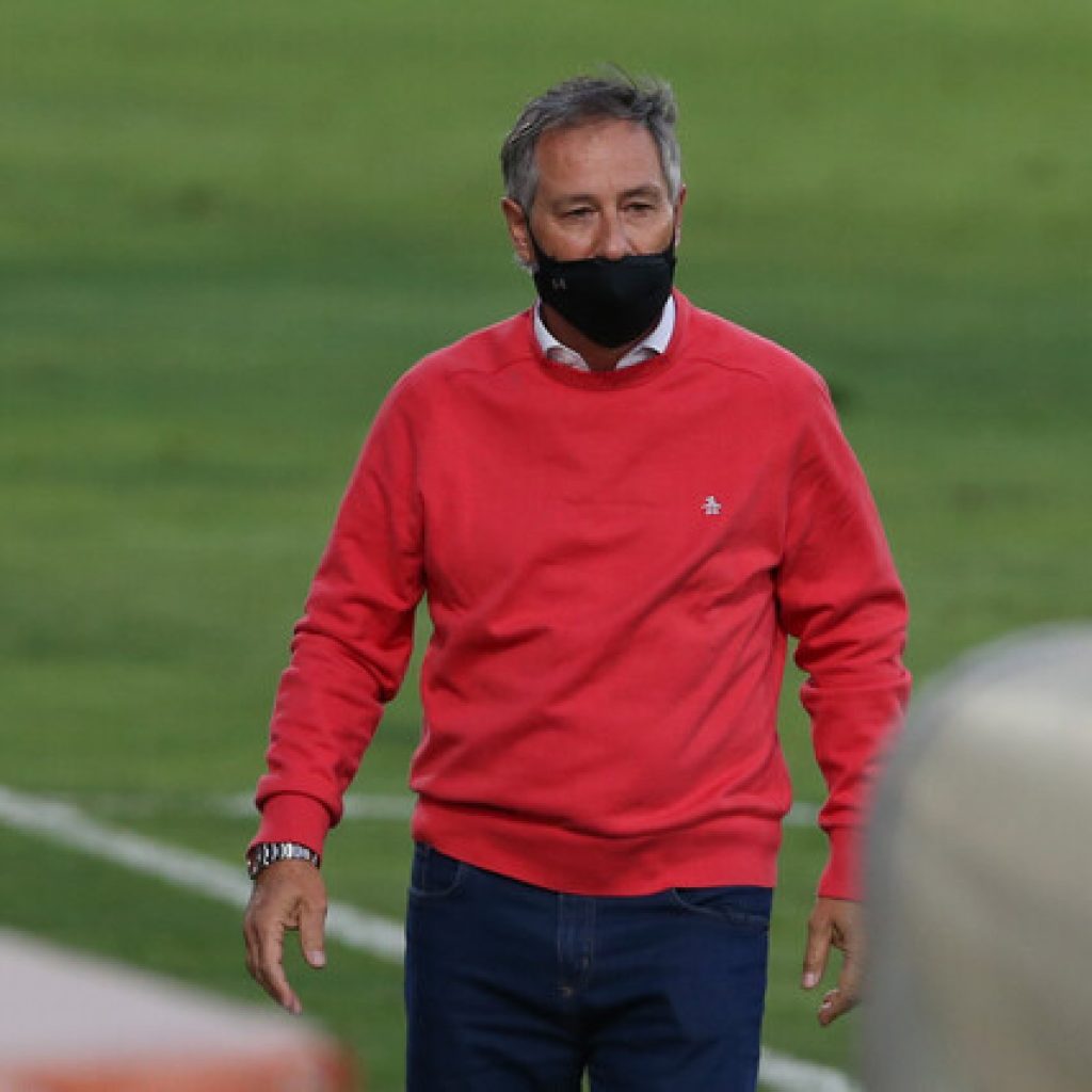 El líder U. Católica volvió a los triunfos a costa de Huachipato en San Carlos