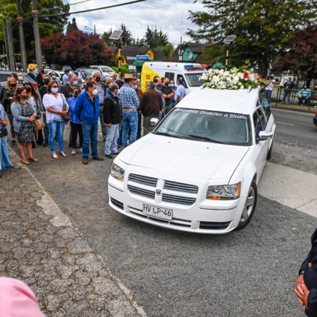 Ciudadanos acudieron a funeral de agricultor en La Araucanía