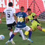 Colo Colo derrotó con lo justo a Everton y sale de la zona de peligro