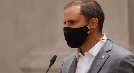 Gobierno anuncia que mañana llegarán 44 mil dosis de la vacuna Pfizer