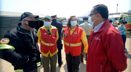 Intendente Martínez realizó balance tras COE por incendio forestal en Quilpué