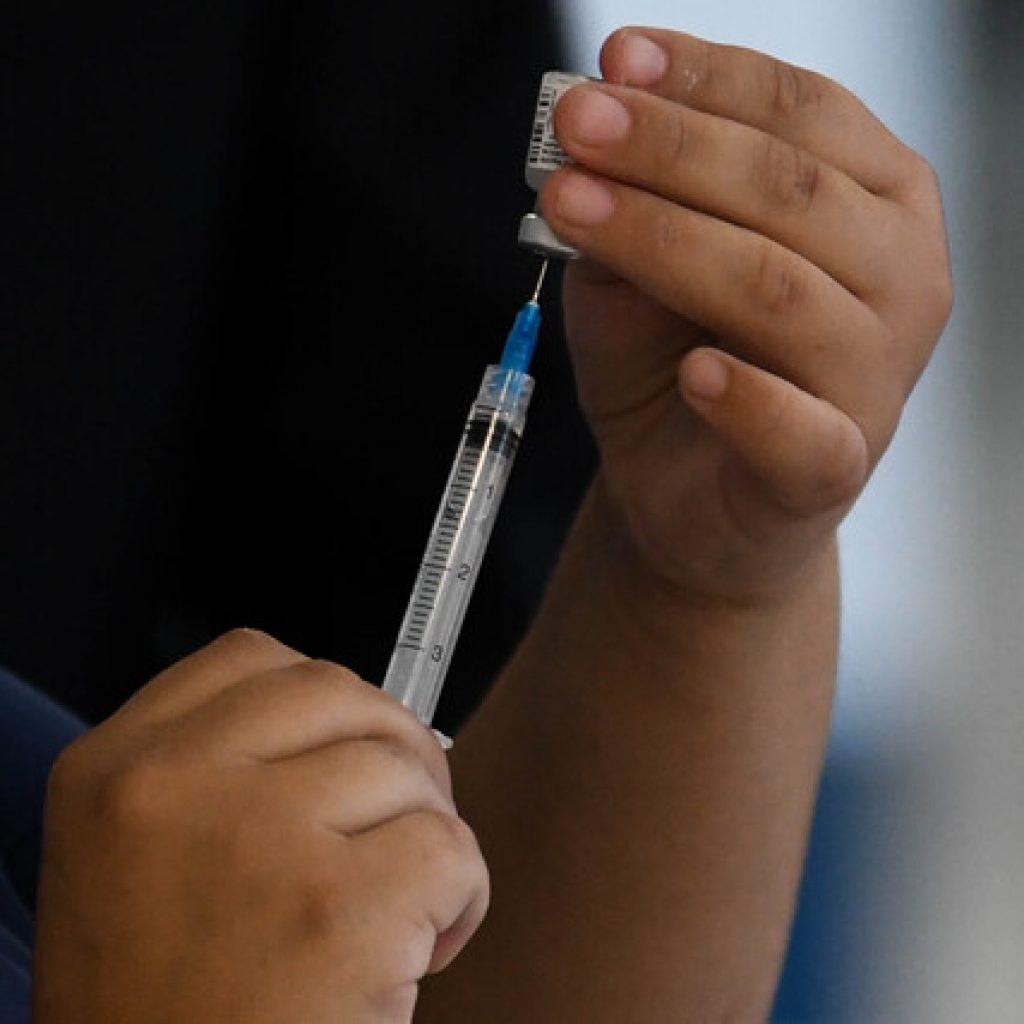 Agencia Europea del Medicamento recomienda autorizar la vacuna de AstraZeneca