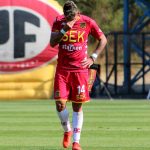 Huachipato goleó a U. Española y se metió en la parte alta de la tabla